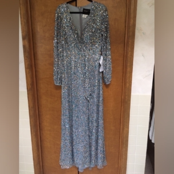 Mac Duggal, 14, silver - Picture 4 of 8